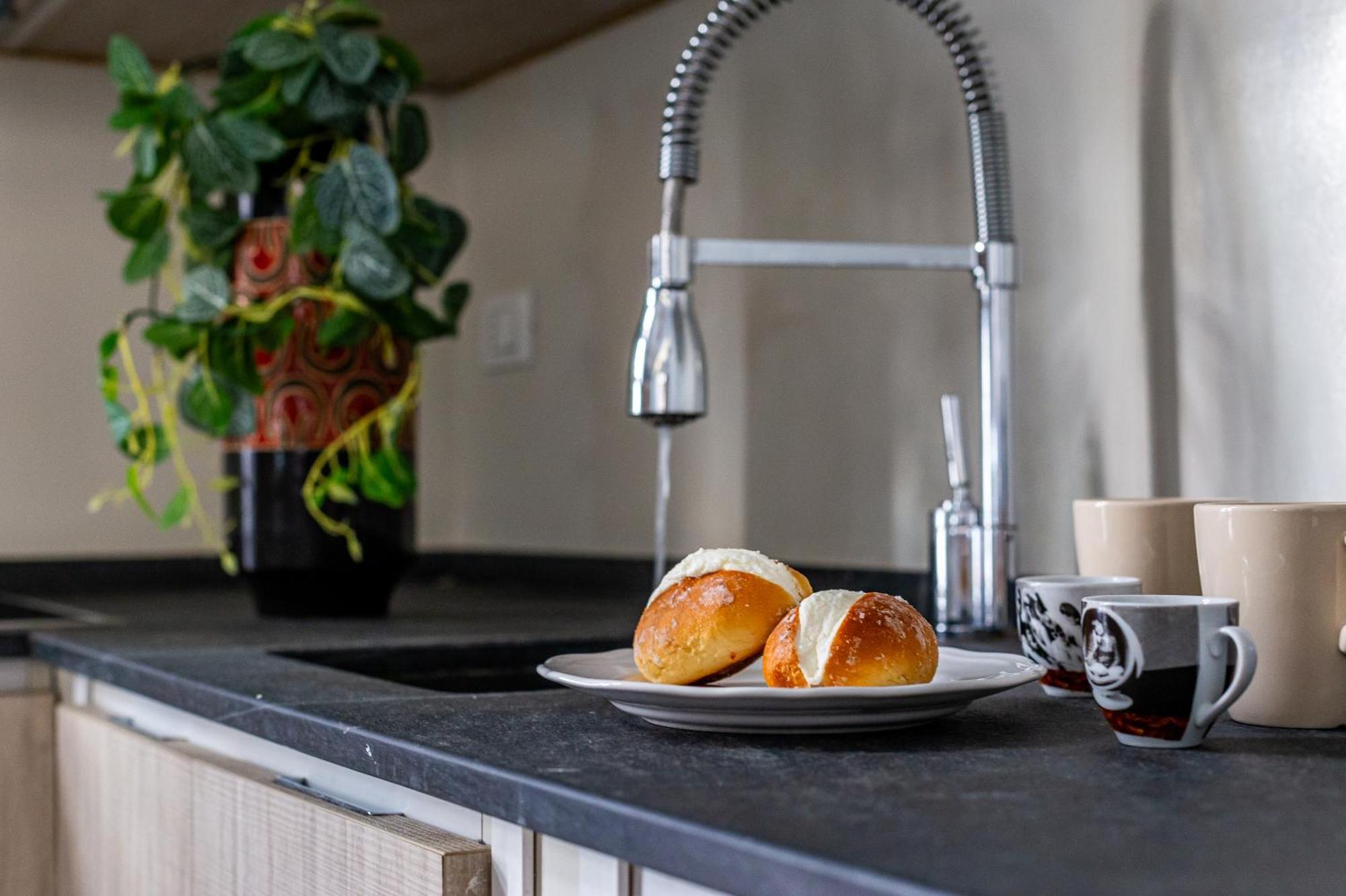 Iflat Modern Flat A Few Steps From The Trevi Fountain Apartment Bagian luar foto